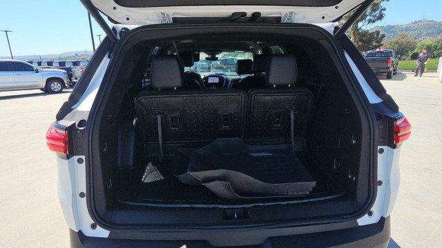 Used 2023 Chevrolet Traverse RS w/ LPO, Floor Liner Package FWD image 26