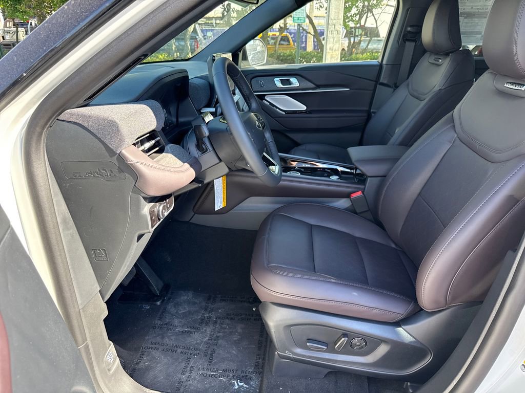 New 2026 Ford Explorer Platinum RWD image 19