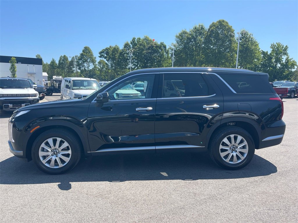 Used 2024 Hyundai Palisade SEL image 2