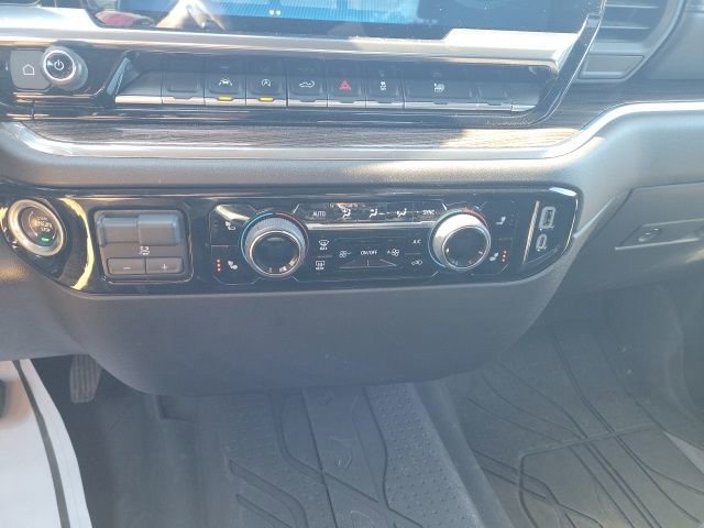 Used 2024 Chevrolet Silverado 1500 RST w/ Protection Package AWD/4WD image 40