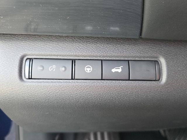 New 2026 Nissan Pathfinder SL AWD/4WD image 12