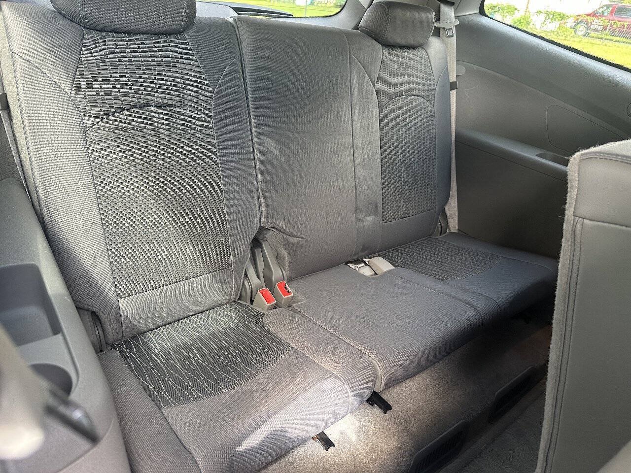 Used 2013 Chevrolet Traverse LS FWD image 14