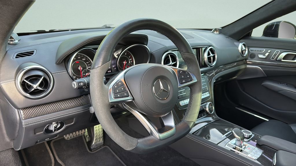 Used 2020 Mercedes-Benz SL 550 image 9