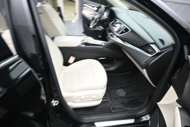 Used 2022 Buick Enclave Essence w/ Experience Buick Package FWD image 20
