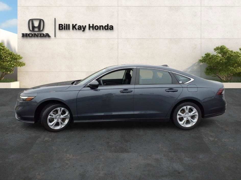 Used 2023 Honda Accord LX image 7