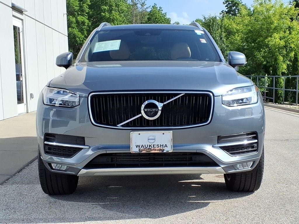 Used 2018 Volvo XC90 T6 Momentum w/ Convenience Package AWD/4WD image 2