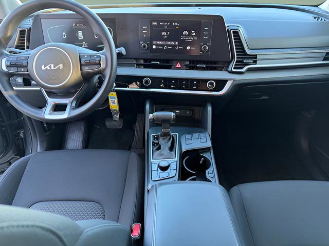 Used 2023 Kia Sportage LX image 11