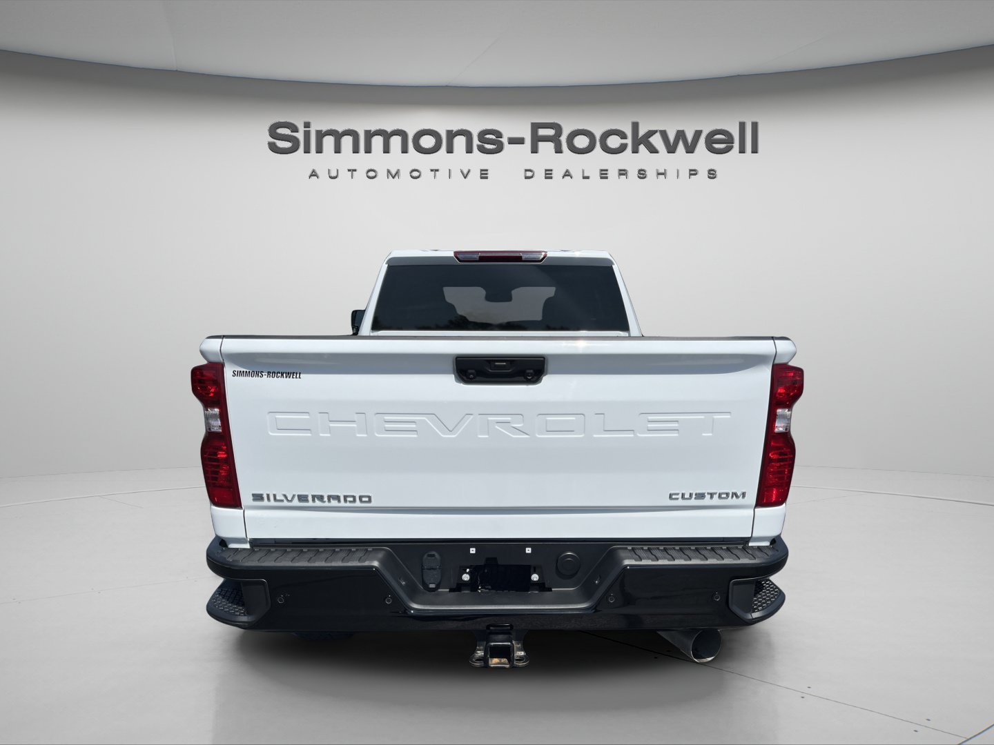 Used 2024 Chevrolet Silverado 2500 Custom w/ Custom Value Package AWD/4WD image 4