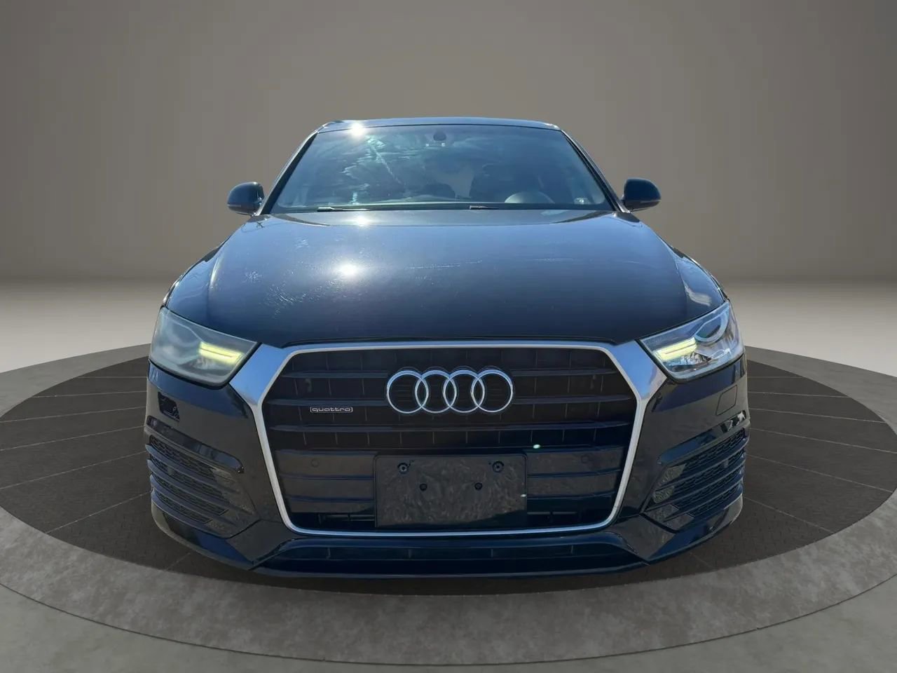 Used 2018 Audi Q3 2.0T Premium AWD/4WD image 2
