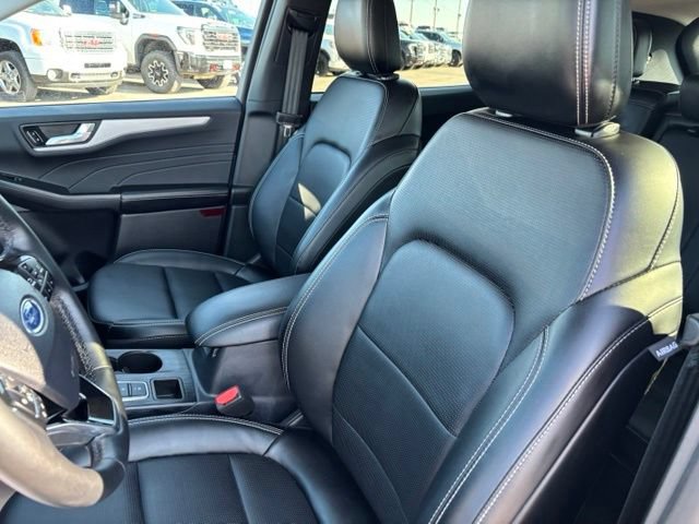 Used 2025 Ford Escape Platinum AWD/4WD image 12
