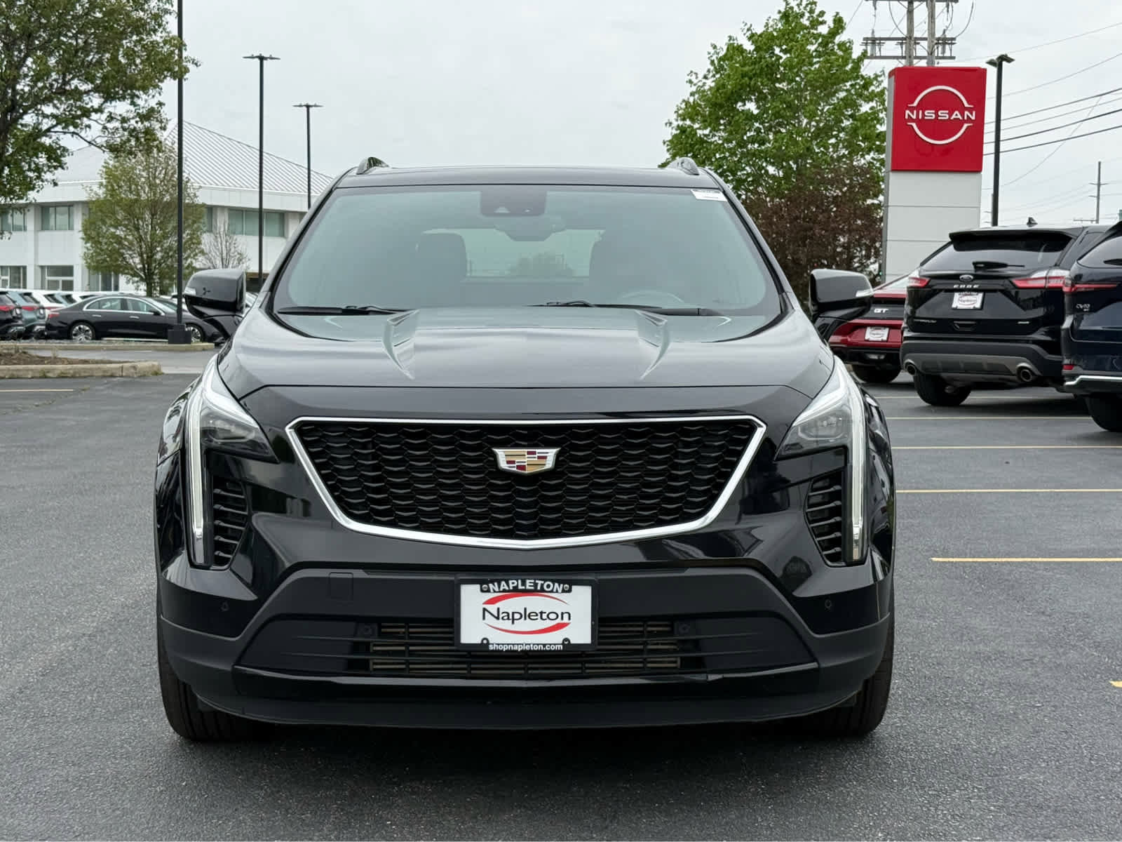 Used 2022 Cadillac XT4 Sport w/ Comfort Package AWD/4WD image 2