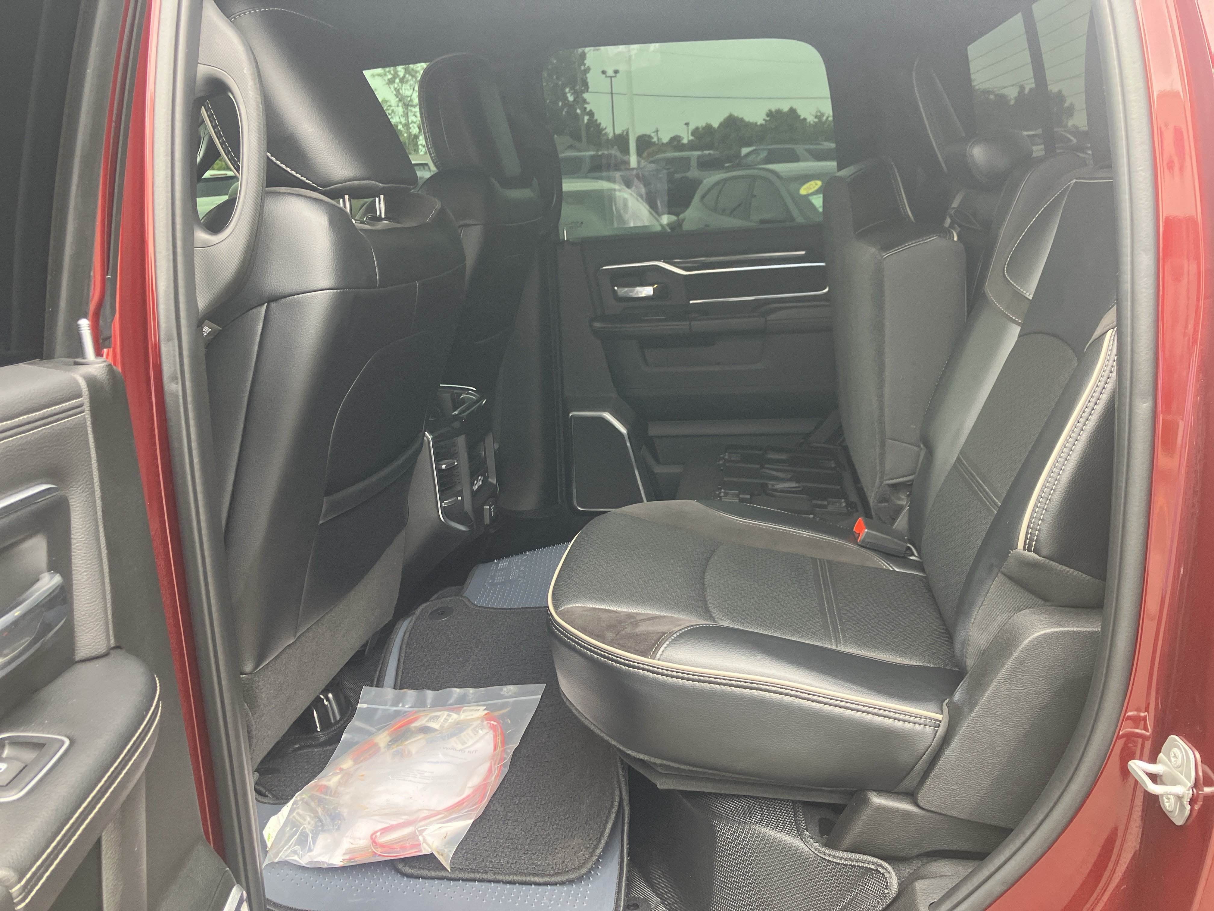 Used 2022 RAM 2500 Laramie AWD/4WD image 14