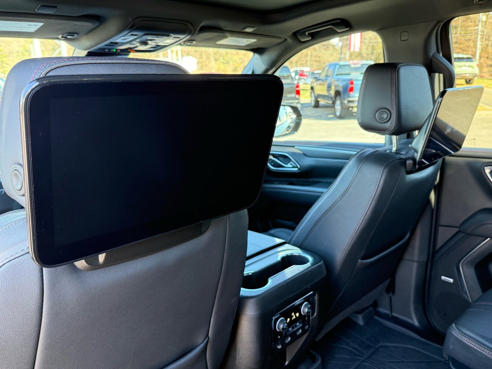 Used 2024 Chevrolet Tahoe RST w/ Sport Performance Package image 13