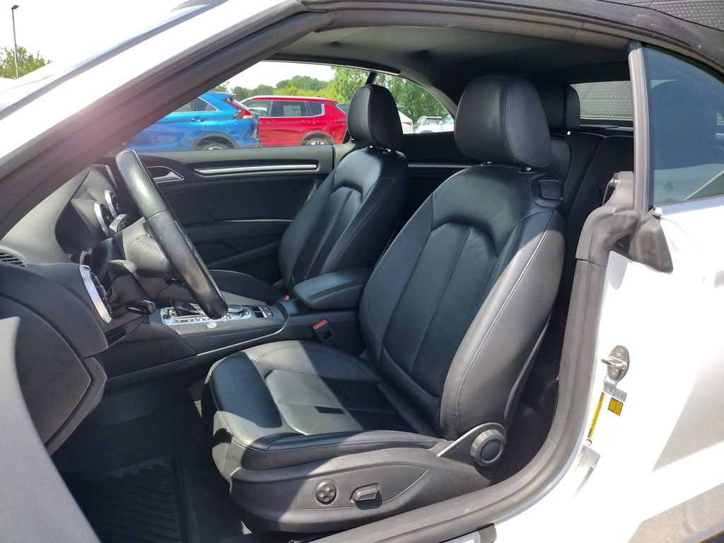 Used 2017 Audi A3 2.0T Premium w/ Convenience Package AWD/4WD image 2
