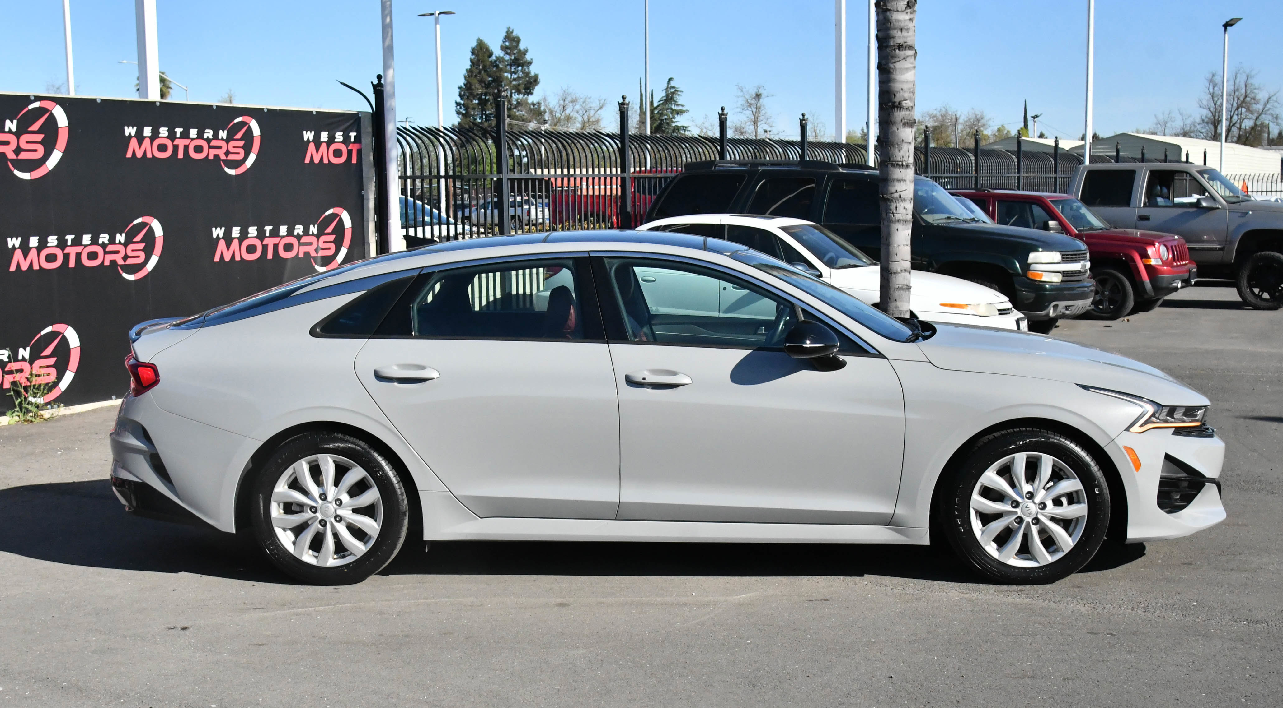 Used 2022 Kia K5 GT-Line w/ GT-Line Awd Premium Package image 9