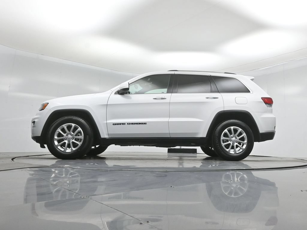 Used 2021 Jeep Grand Cherokee Laredo RWD image 8