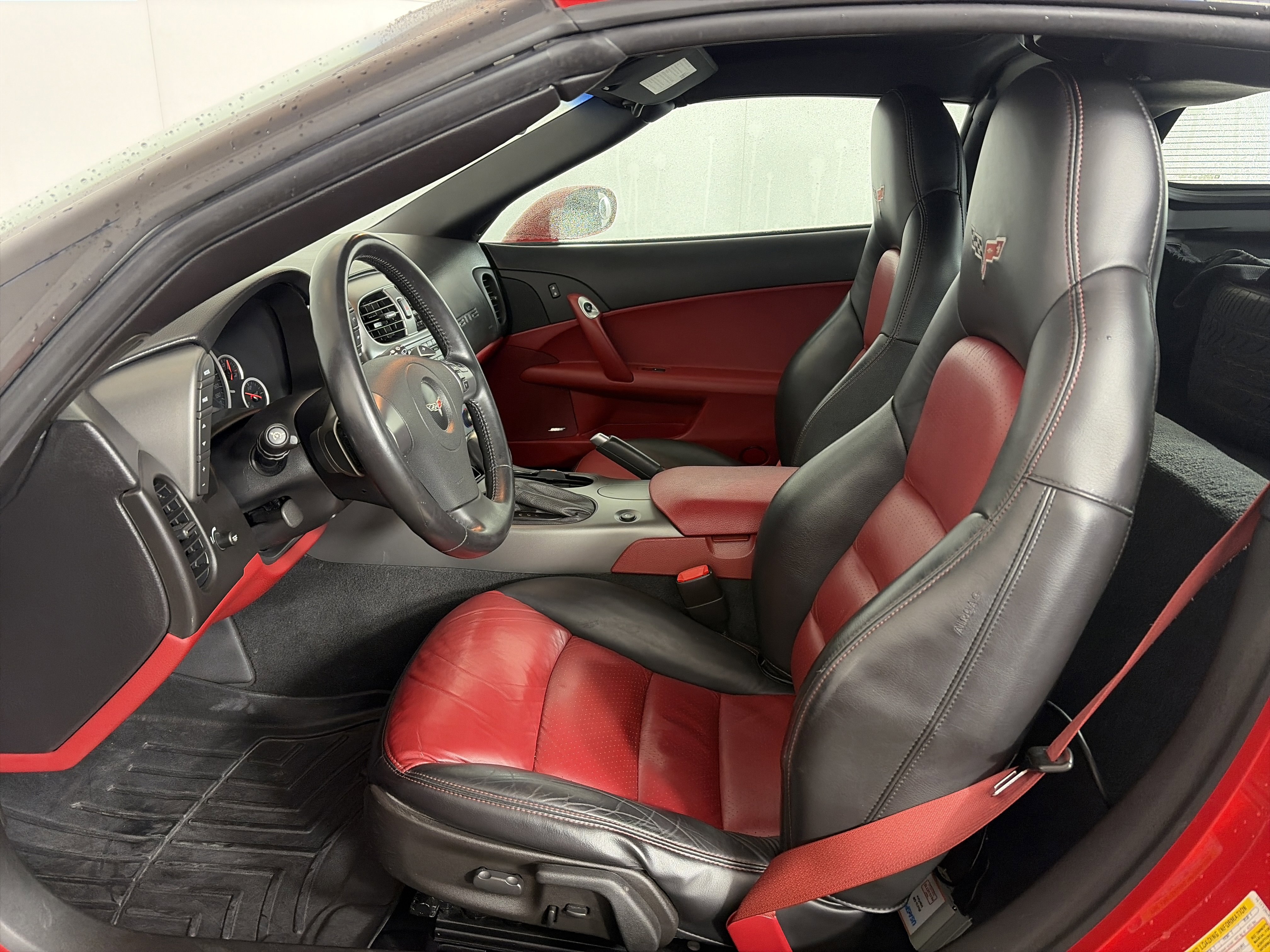 Used 2007 Chevrolet Corvette Coupe w/ Preferred Equipment Group image 31