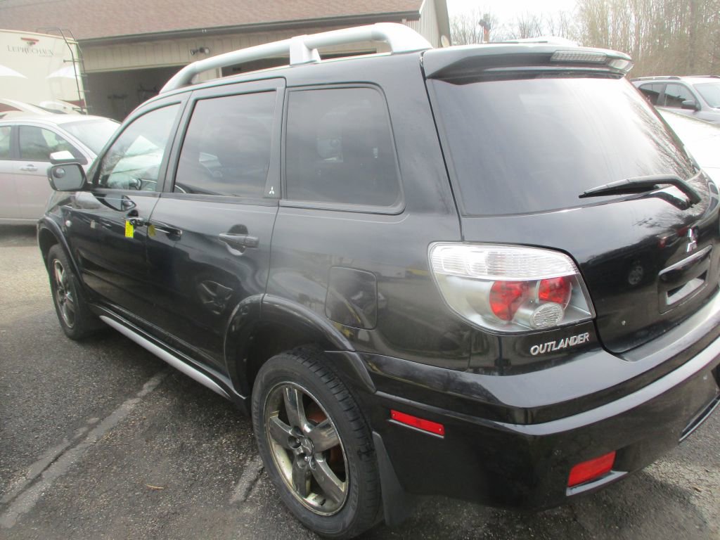 Used 2006 Mitsubishi Outlander SE image 8