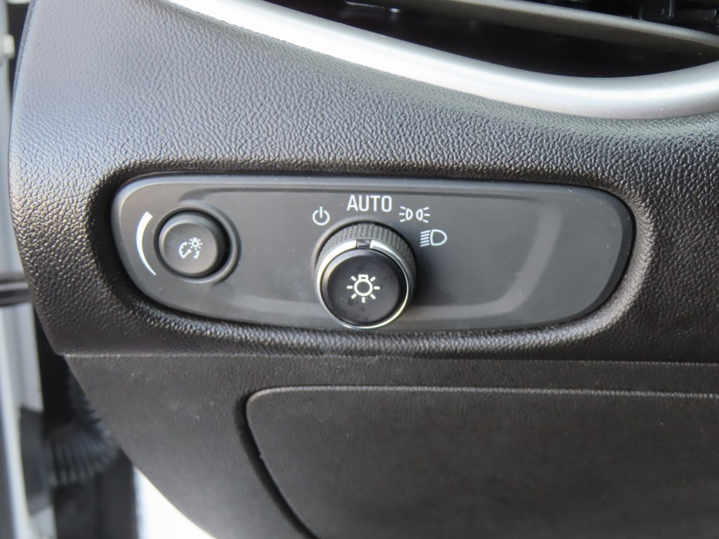 Used 2023 Chevrolet Malibu LT image 20