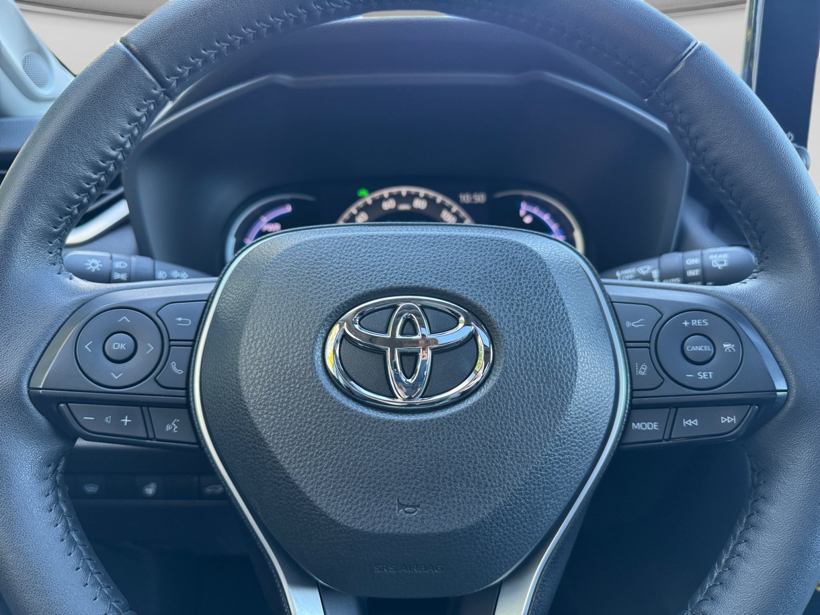 Used 2023 Toyota RAV4 XLE Premium AWD/4WD image 19