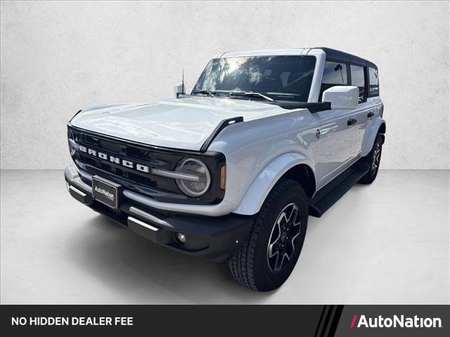 New 2026 Ford Bronco Outer Banks AWD/4WD image 1