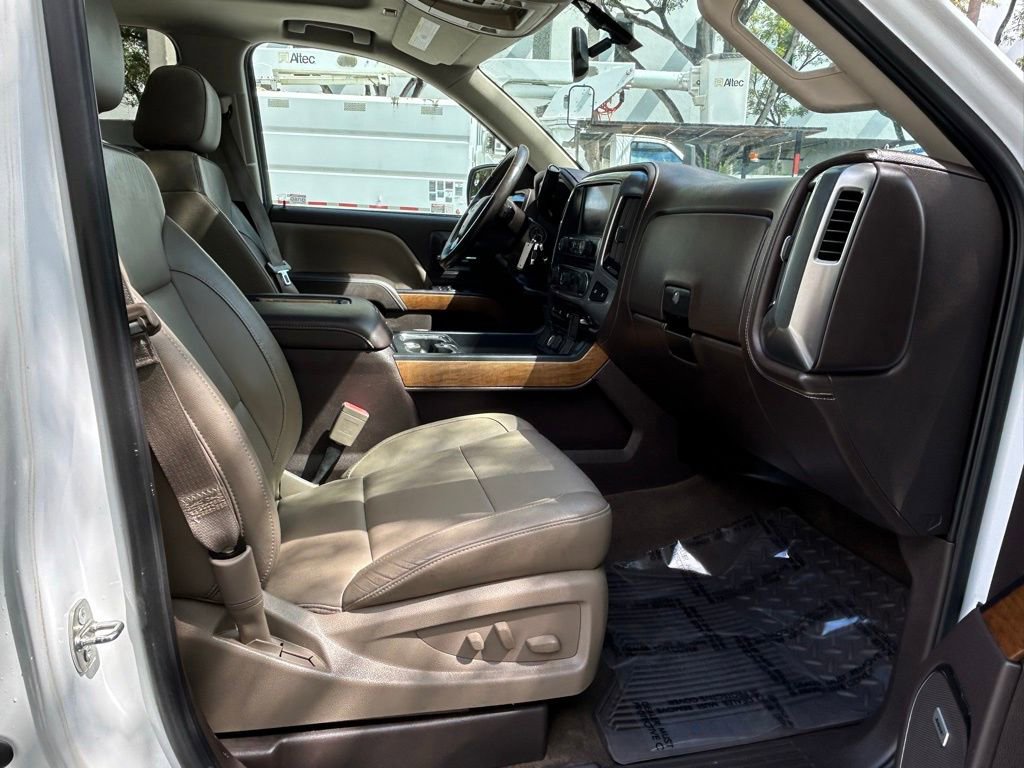 Used 2016 Chevrolet Silverado 1500 LTZ w/ LTZ Plus Package image 30