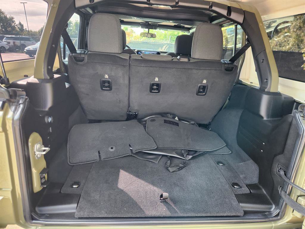 Used 2025 Jeep Wrangler Sport image 21