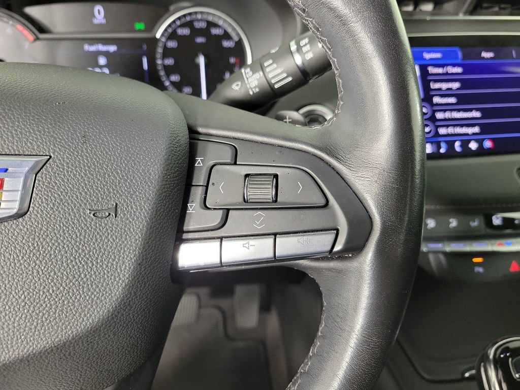 Used 2023 Cadillac XT4 Premium Luxury FWD image 23
