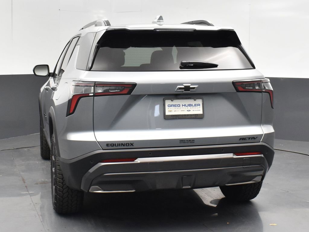 Used 2025 Chevrolet Equinox ACTIV image 9