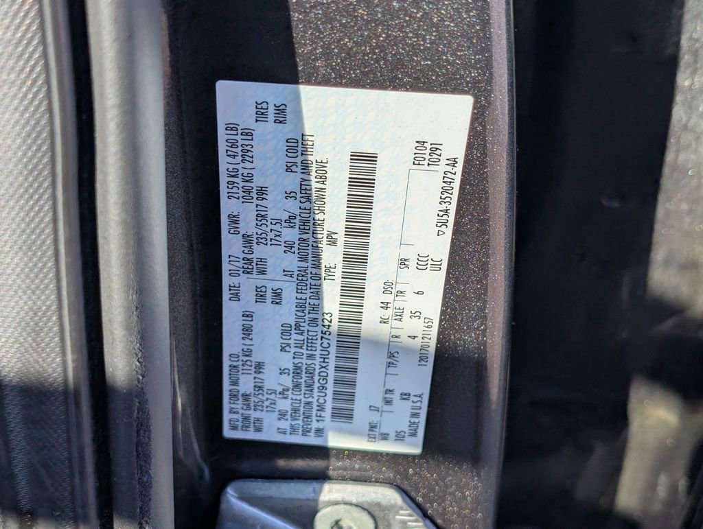 Used 2017 Ford Escape SE image 50