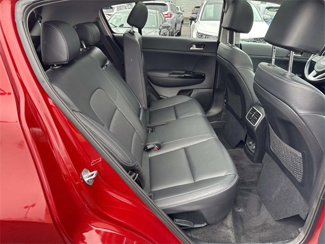 Used 2021 Kia Sportage EX w/ EX Technology Package image 11