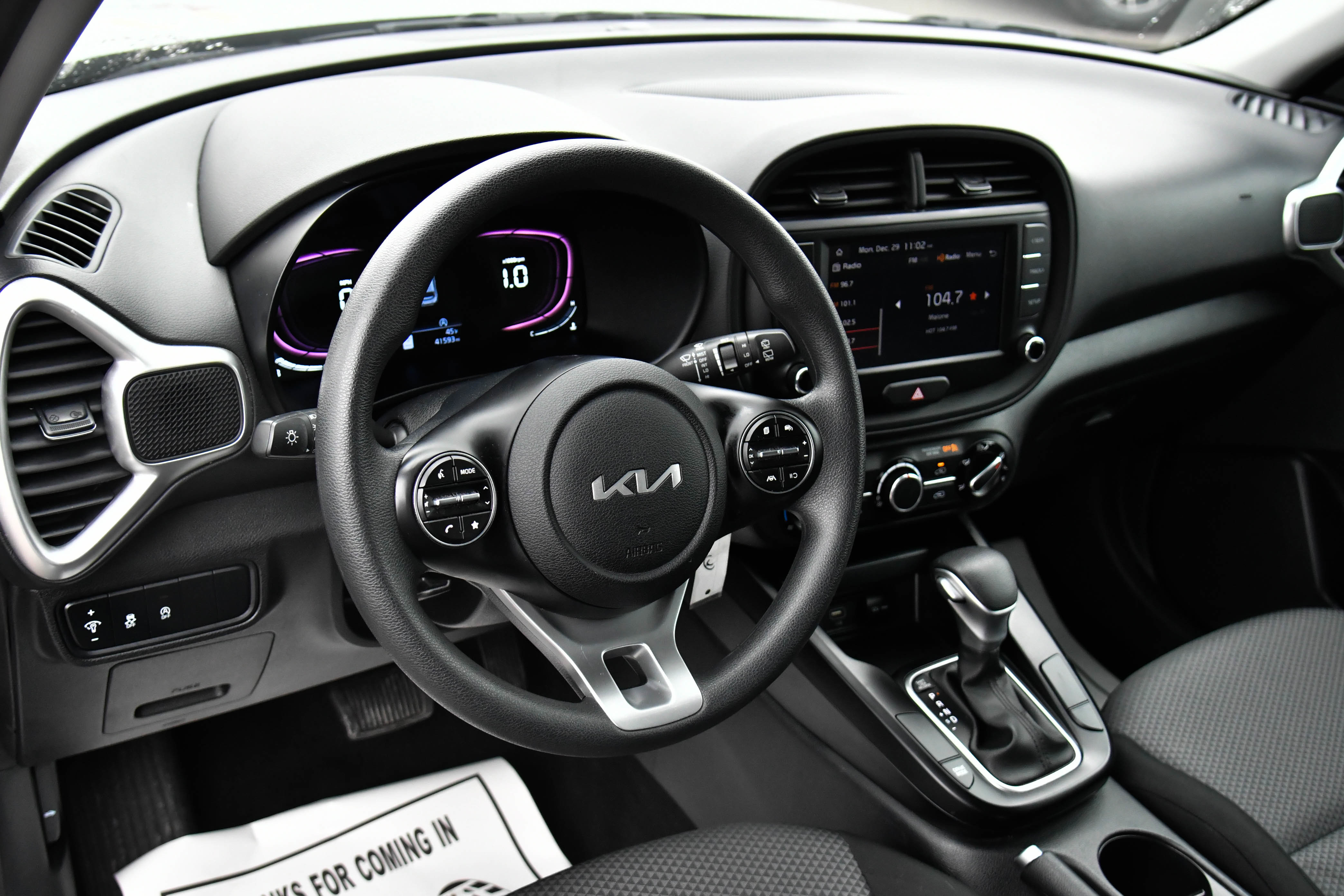 Used 2024 Kia Soul LX w/ Option Group 015 image 14