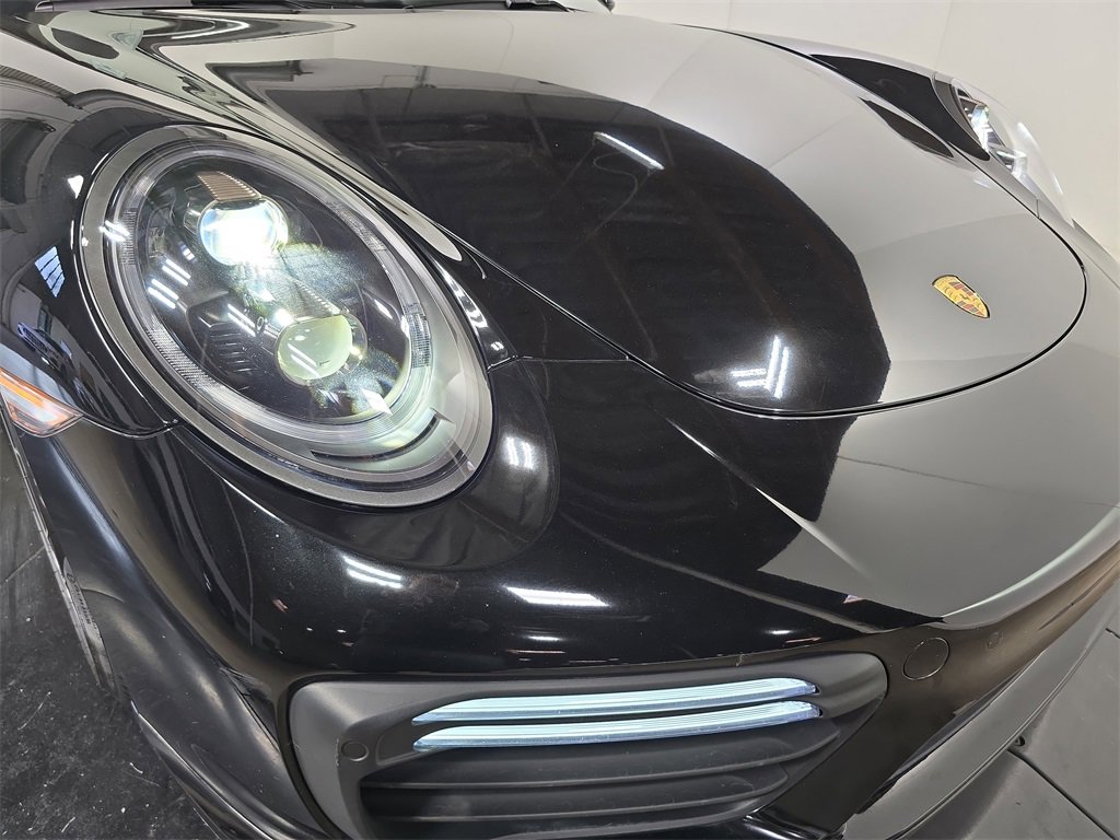 Used 2019 Porsche 911 Turbo image 12
