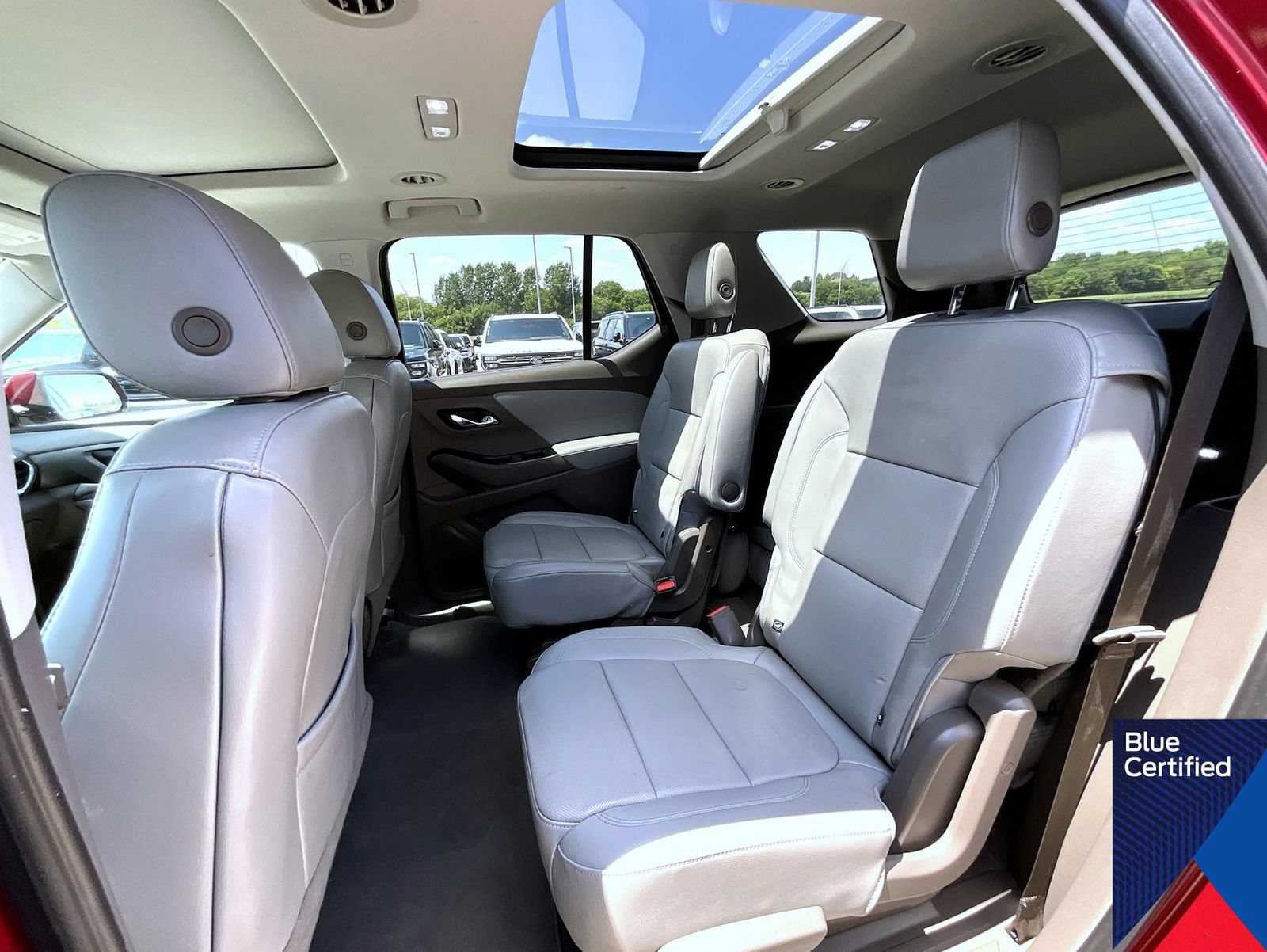 Used 2018 Chevrolet Traverse Premier AWD/4WD image 21