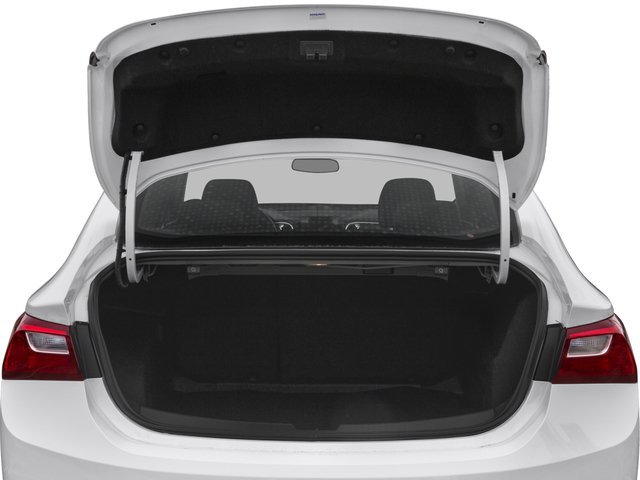 Used 2017 Chevrolet Malibu LT FWD image 15