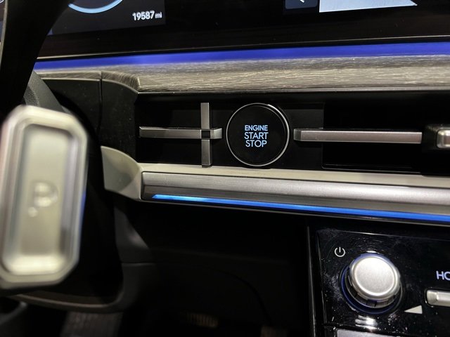 Used 2024 Hyundai Santa Fe Calligraphy image 19