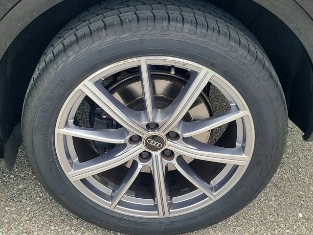 Certified 2022 Audi SQ5 Premium Plus AWD/4WD image 10