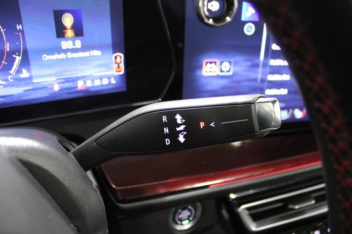 Used 2024 Chevrolet Traverse RS w/ LPO, Floor Liner Package image 40