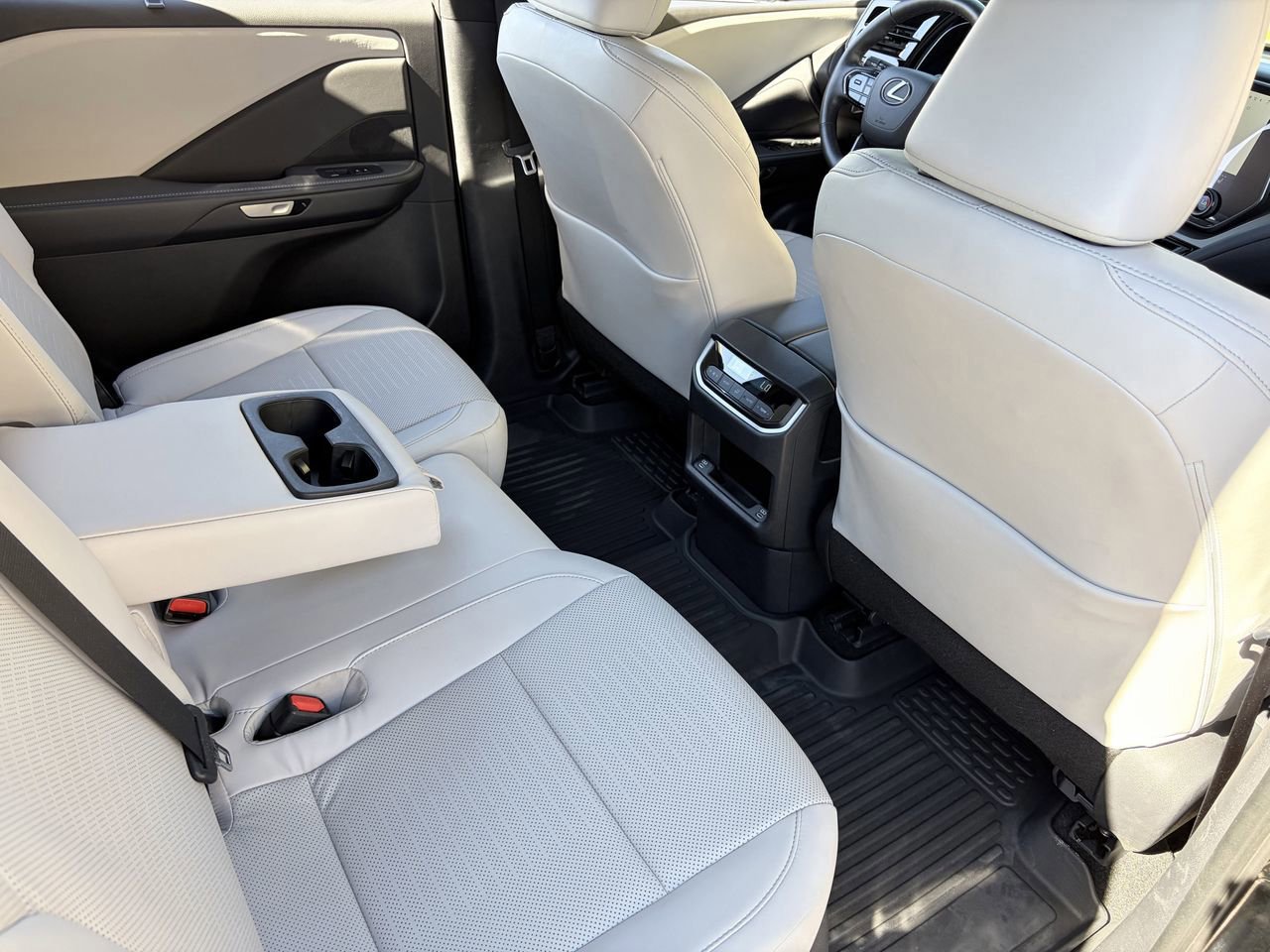 Used 2025 Lexus TX 350 AWD w/ Convenience Package image 14