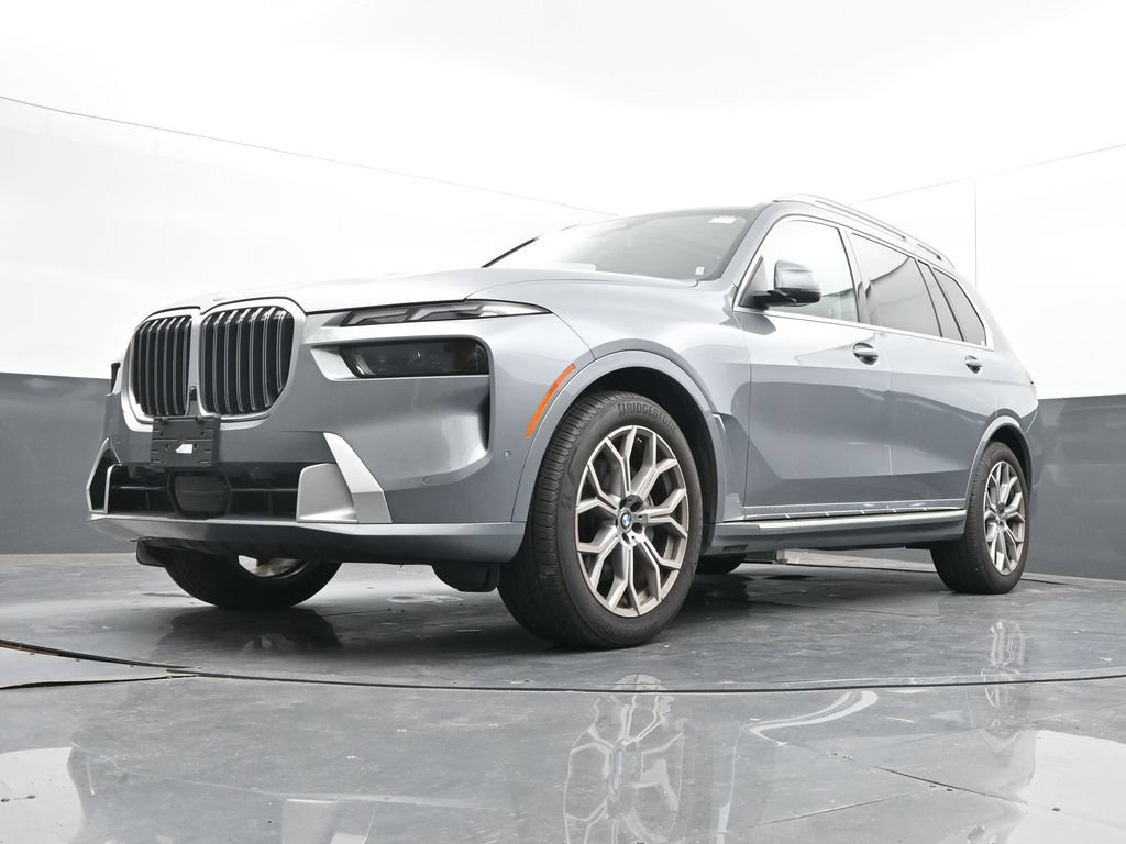 Used 2026 BMW X7 xDrive40i AWD/4WD image 35
