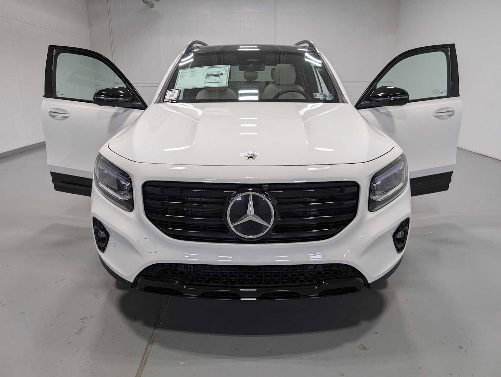New 2026 Mercedes-Benz GLB 250 4MATIC image 13