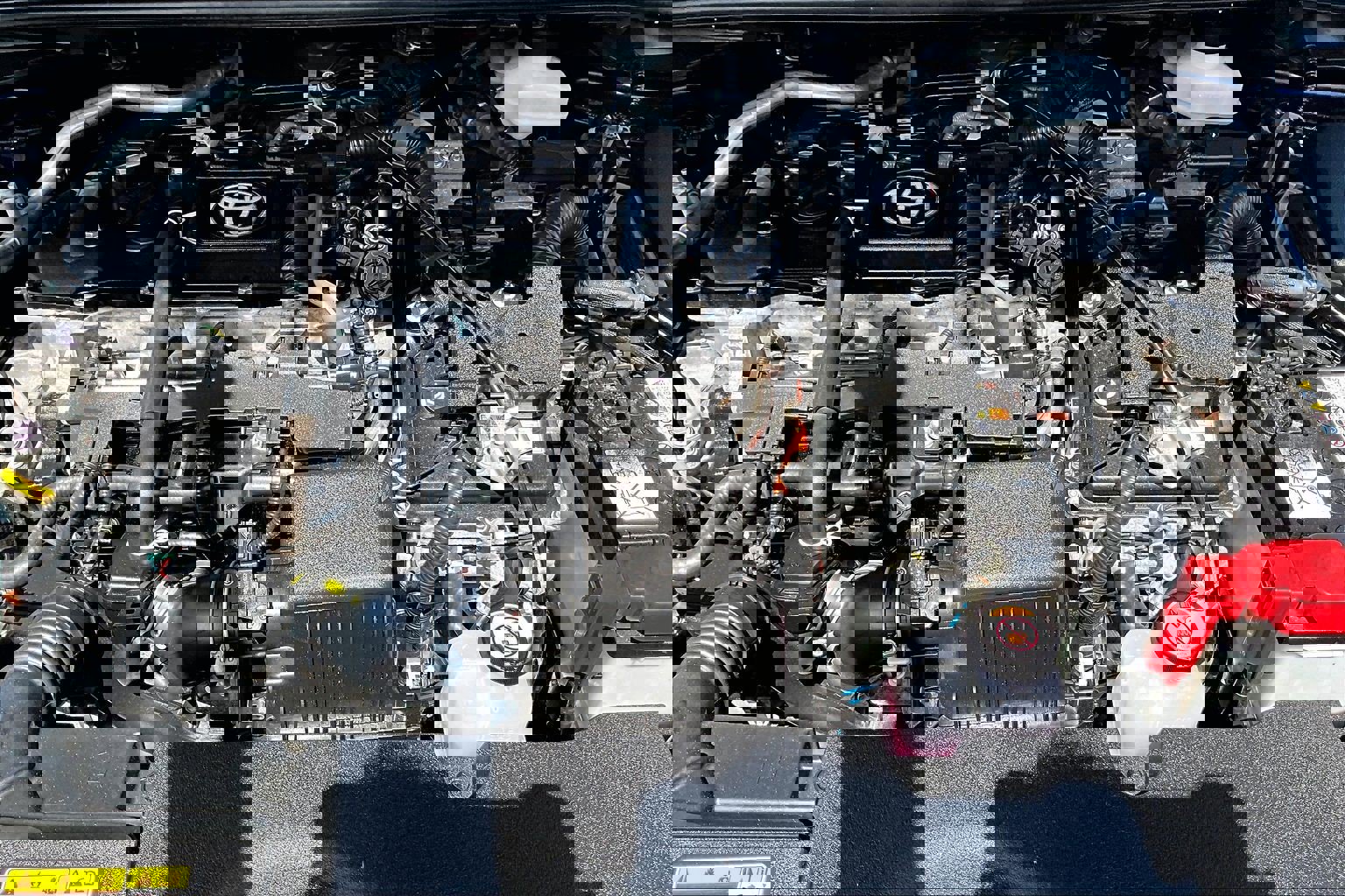 Used 2025 Toyota Corolla LE image 10