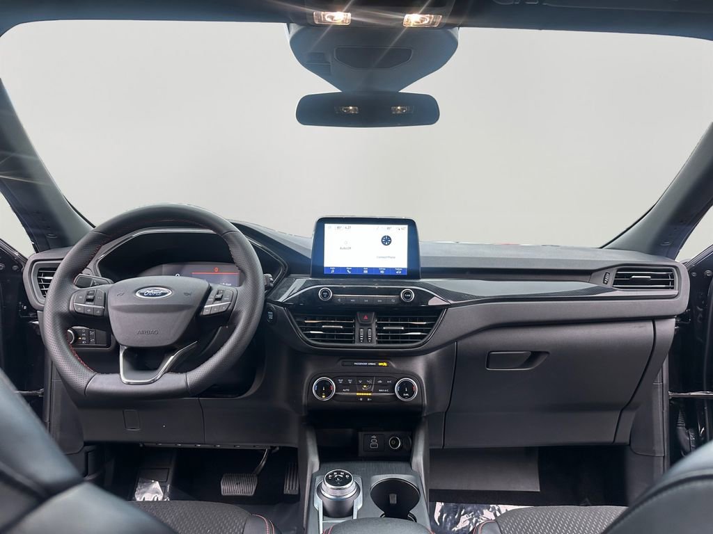 Used 2025 Ford Escape ST-Line image 10