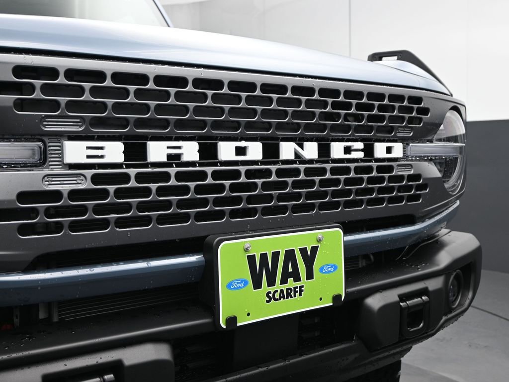 New 2025 Ford Bronco Badlands image 14