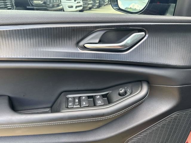 Used 2025 Jeep Grand Cherokee L Altitude image 27