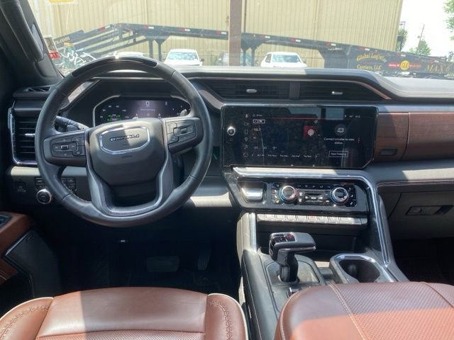 Used 2023 GMC Sierra 1500 Denali Ultimate AWD/4WD image 18