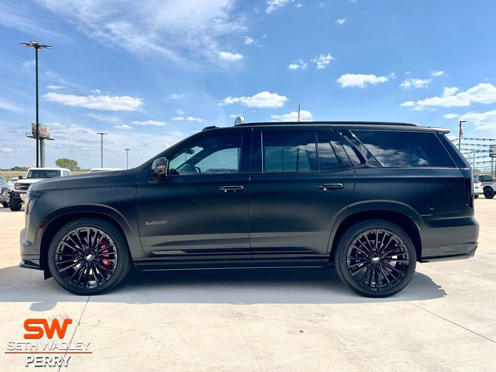 Used 2025 Cadillac Escalade V AWD/4WD image 6