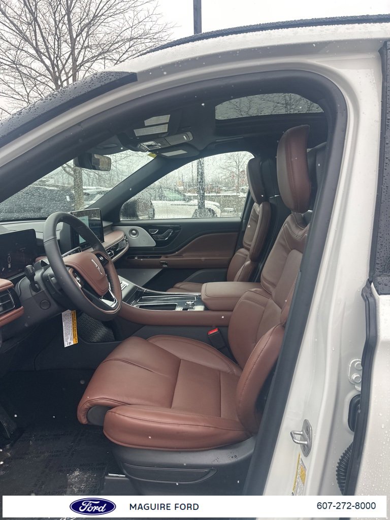 New 2026 Lincoln Aviator Reserve w/ Luxury Package image 14