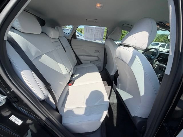 Used 2024 Hyundai Kona SE AWD/4WD image 34
