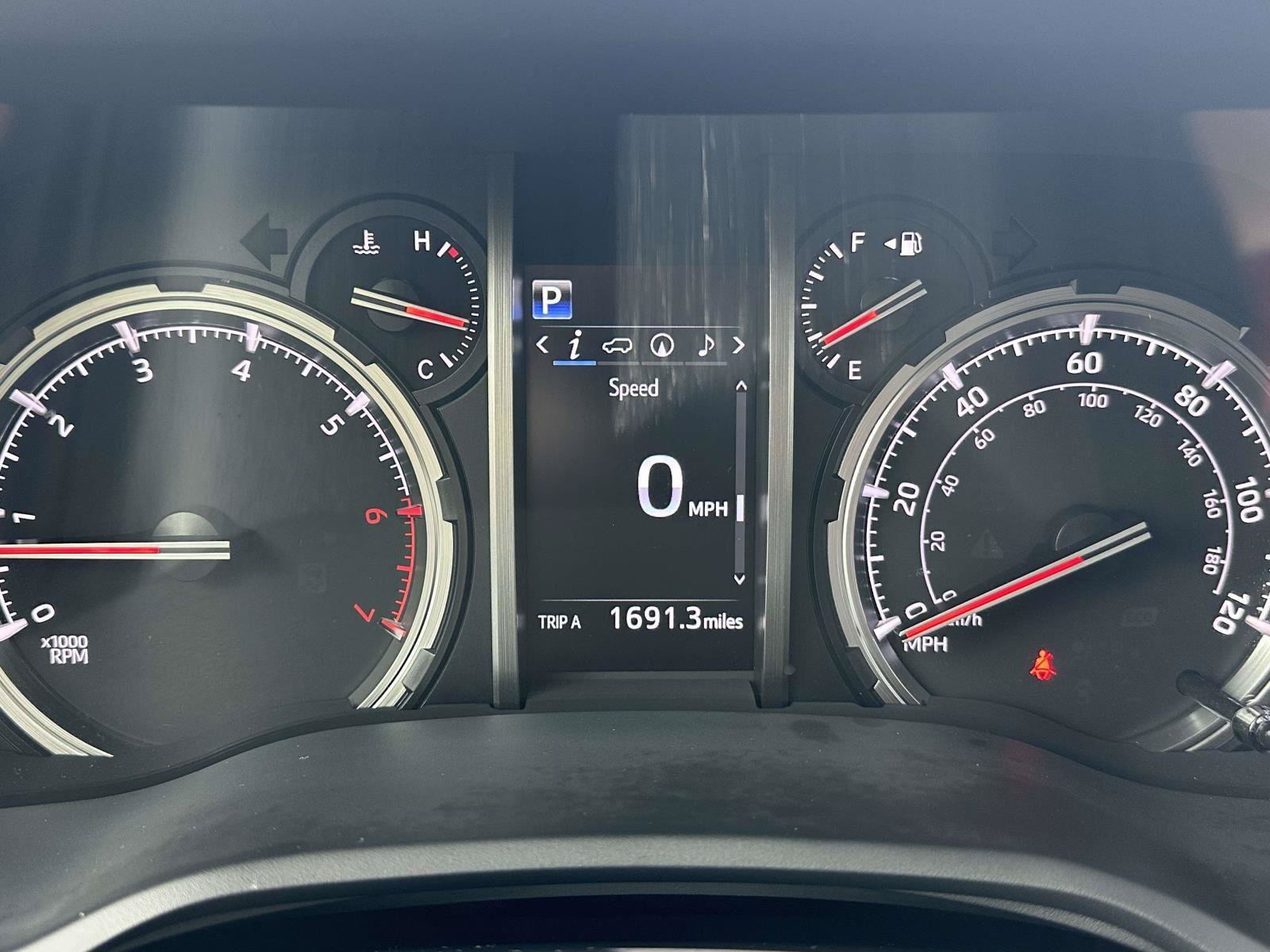 Used 2022 Toyota 4Runner TRD Pro AWD/4WD image 15
